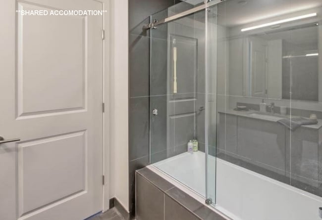 Photo - 1503 Yale St