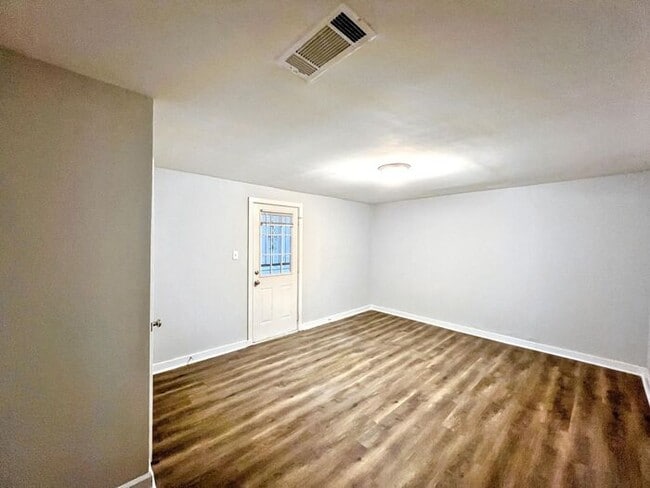 Photo - 4146 Rhodes Ave