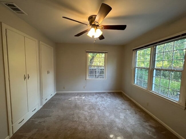 Photo - 2280 Summerfield Rd
