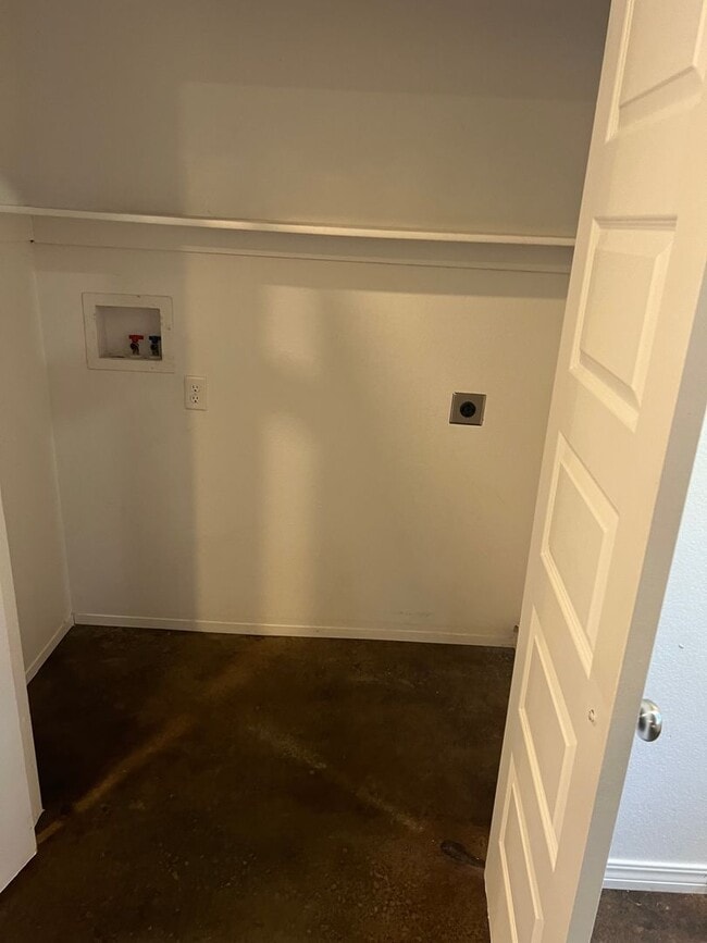 Photo - 722 Drennen St Unit 722 DRENNEN ST-B