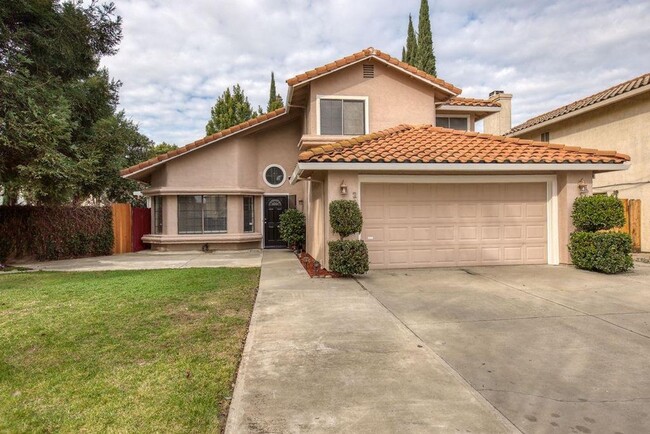 4 bedroom in NW Modesto near shopping, Kai... - 4 bedroom in NW Modesto near shopping, Kai... House