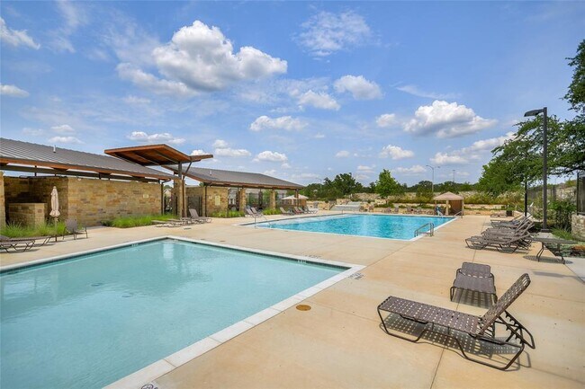 701 Cardenas Ln