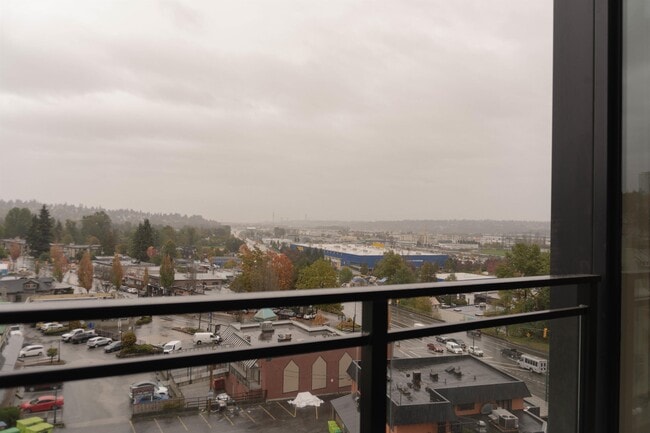 Photo - 901 Lougheed Hwy.