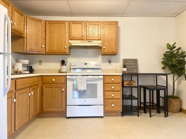 Building Photo - 17 Page St Unit 1 Rental