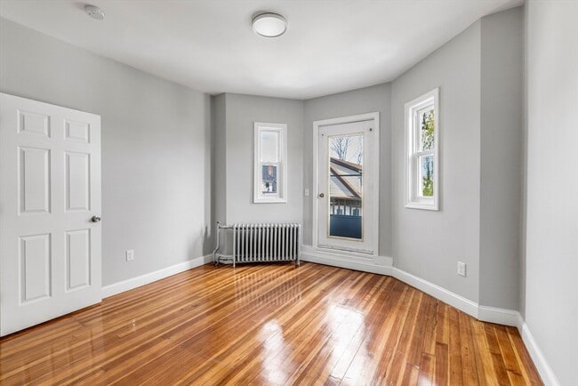 Photo - 33 Wolcott St Unit 3