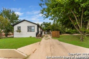 Photo - 928 Hedges St