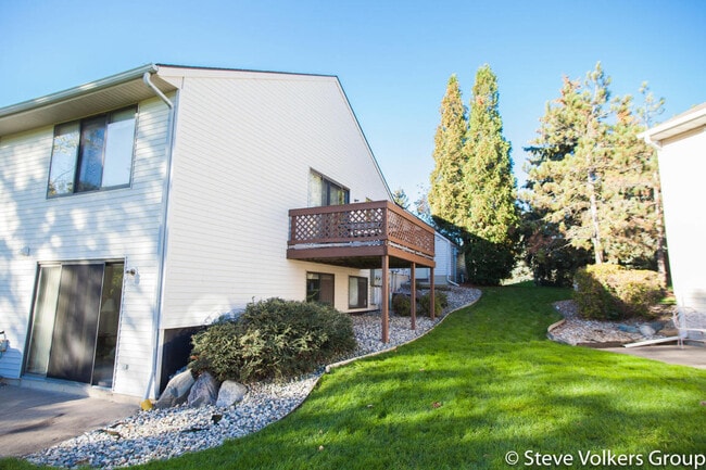 Photo - 4548 Whisperwood Ct SE Unidad #37