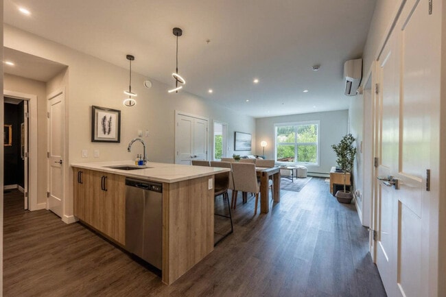 Photo - 901-907 7 St N Unité SI ID1308638P