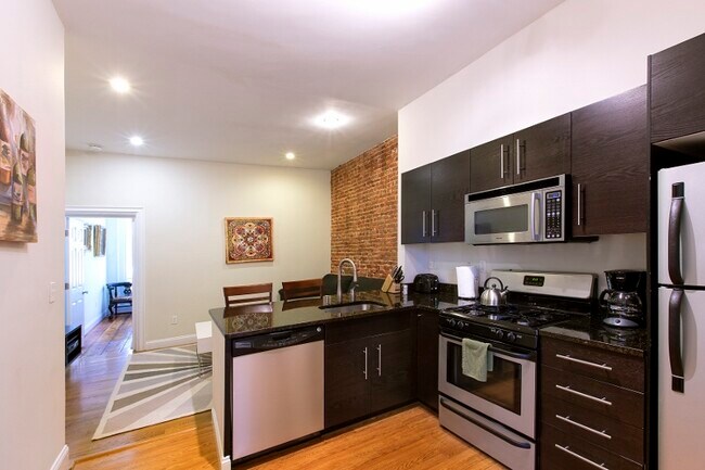 237 Northampton St Unit 1