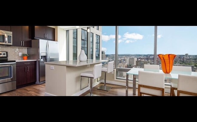 45 Stuart St Unit 2010