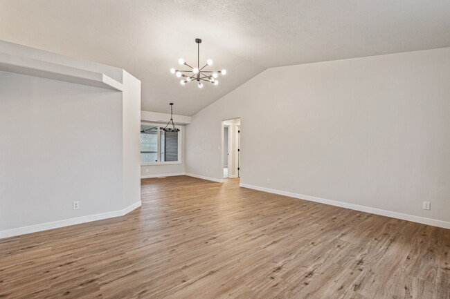 Photo - 11035 W Halstead Ct