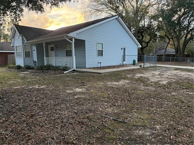 Photo - 303 Timber Ridge Dr