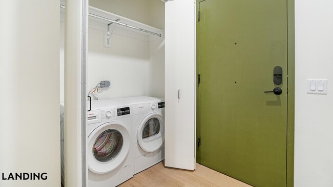 Photo - 1529 N Fremont St Unidad 215