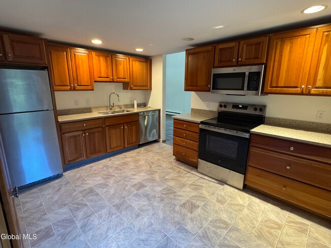 Photo - 63 Thimbleberry Rd