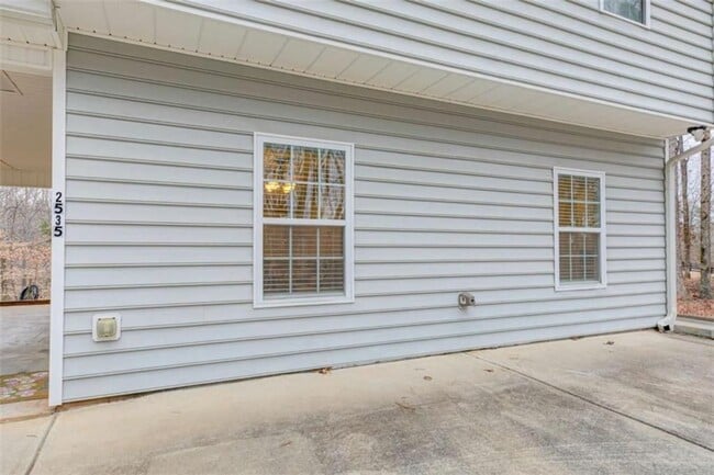 Photo - 2535 Hickory Rd