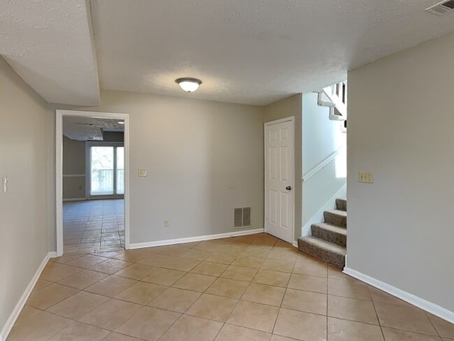 Photo - 7163 Whitfield Dr