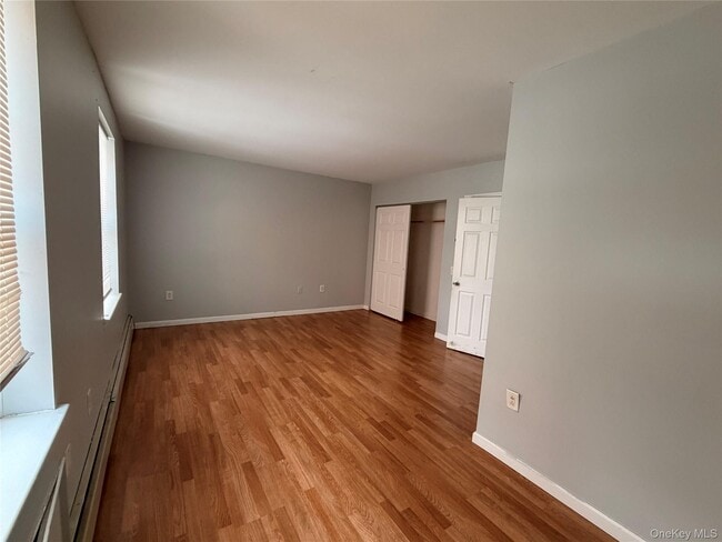 Photo - 1234 Hoe Ave