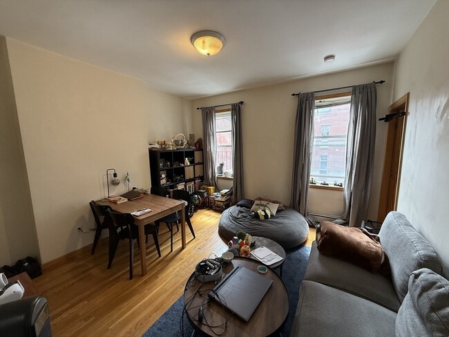 Photo - 712 Commonwealth Ave Apartment Unit 3