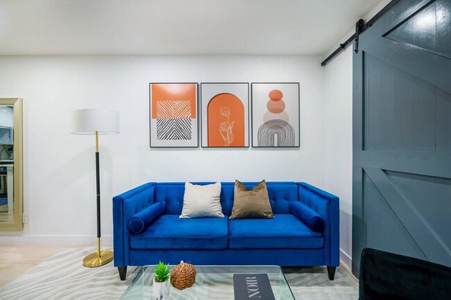 Photo - 244 E 75th St Unidad FL4-ID1021963P