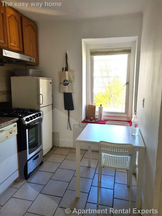 Photo - 89-91 Hancock St Unit #11 Unit #11