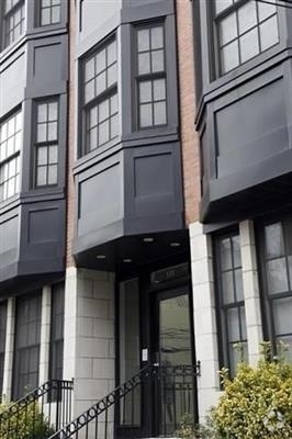Building Photo - 131 Monroe St Unit 3S Rental