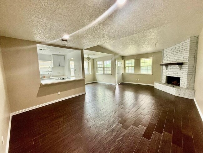 Photo - 8818 Fern Valley Dr Casa