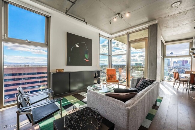 Building Photo - 353 E Bonneville Ave Unit 1004 Rental