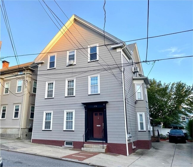 Photo - 179 Transit St Apartment Unit 2