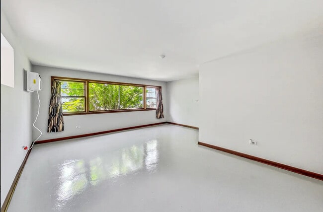 Photo - 2631 N 74th Ave Unidad G