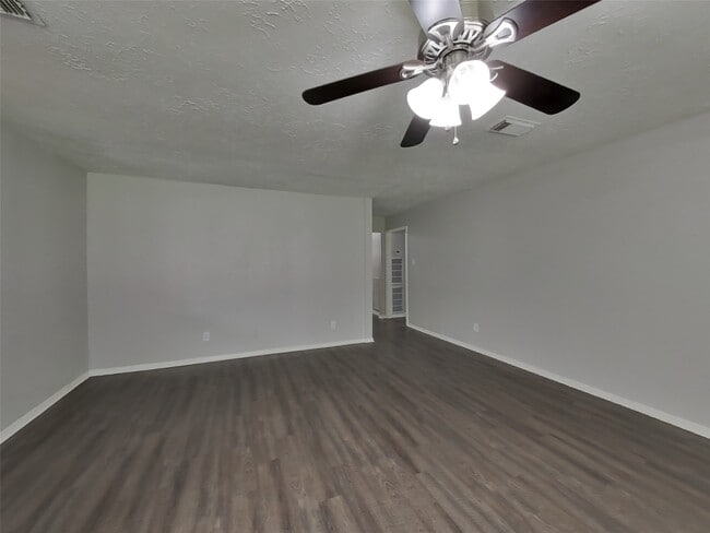 Photo - 4227 Burkegate Dr