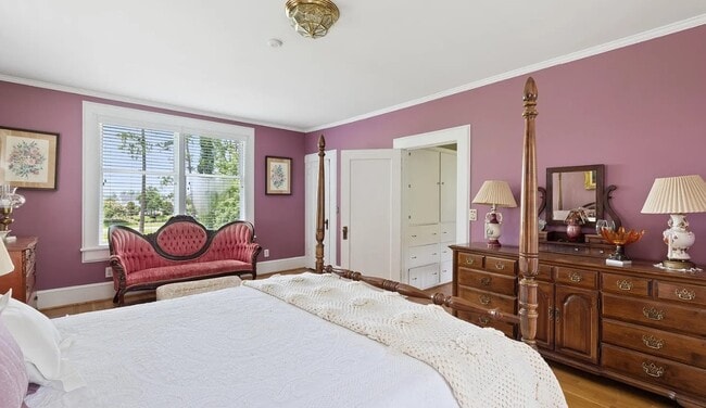 Photo - 2104 Castle Hayne Rd