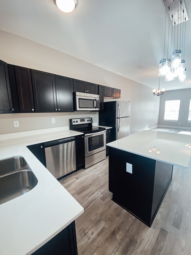 Photo - 520 Paradise Pl Townhome