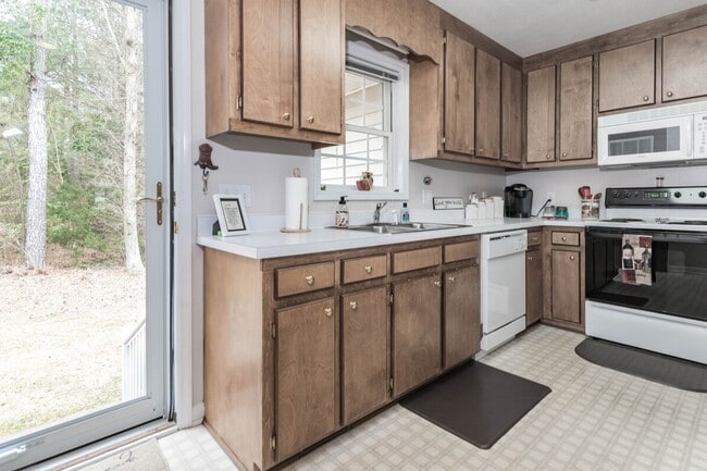 Photo - Highlander Green Apartments