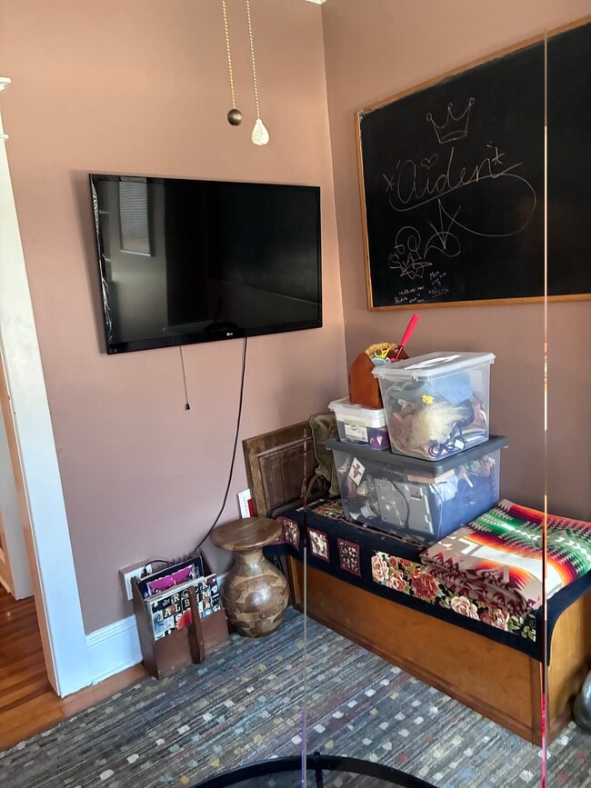 living room - 31 Spring St