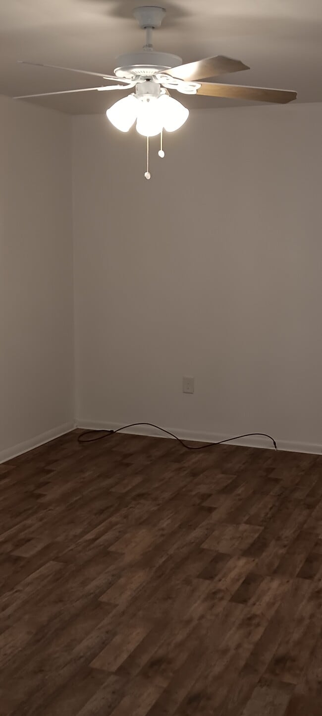 Photo - 225 Station Ave Unidad 1