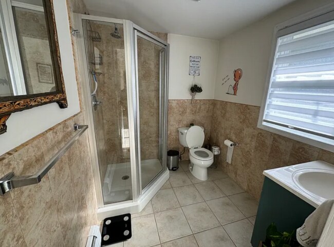 Photo - 186 Selvage Ave