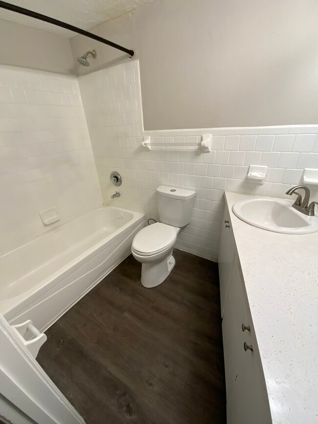 Large 1 Bedroom