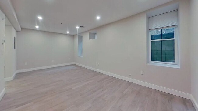 Photo - AMAZING 2 BED IN EAST BOSTON