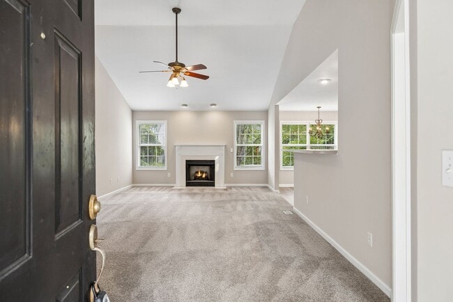 Photo - 3BR/2BA + Bonus room, home in Thompsons Station, TN