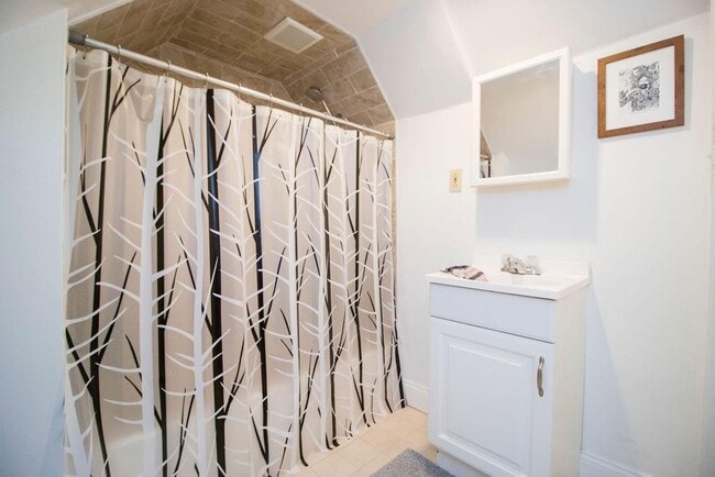 Photo - 12 Dean Ave Unit #3