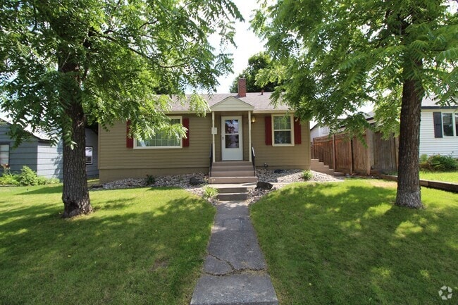 Building Photo - 2807 W Olympic Ave Rental