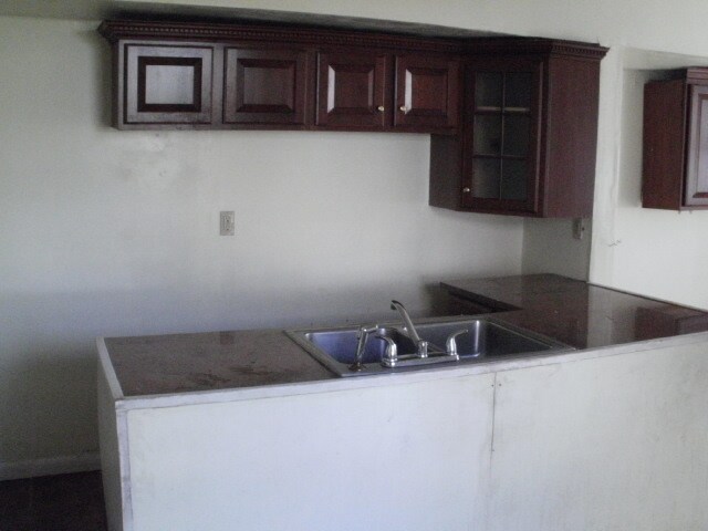 Photo - 581-243 DELAWARE AVE Unit 243