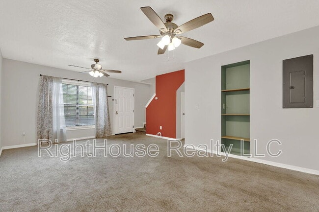 Photo - 3267 Forest Oaks Ct Unit Apt 111