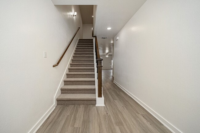 Photo - 8433 Adelaide Dr