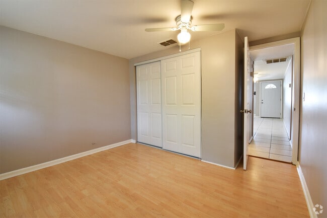Building Photo - 639 Dogwood Ct Rental