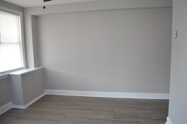 Photo - 2858 Bookert Dr