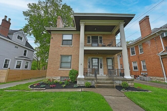 Building Photo - 2127 Slane Ave Unit 2127-1