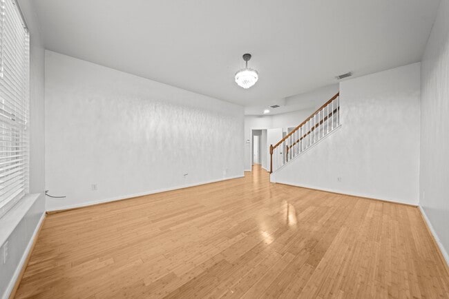 Photo - 6323 Channelbrook Ln