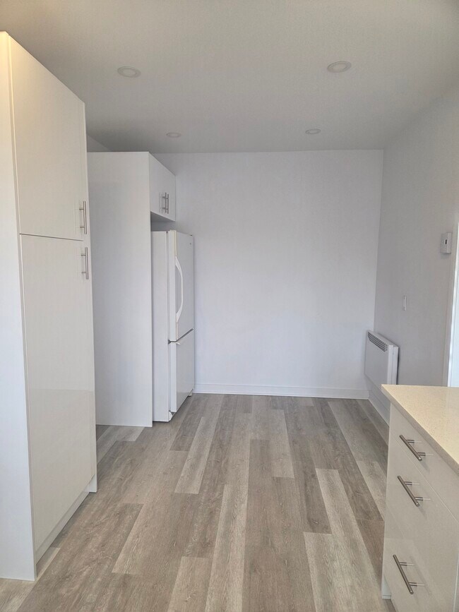 Photo - 5706 Av Lockwood Unité 5706