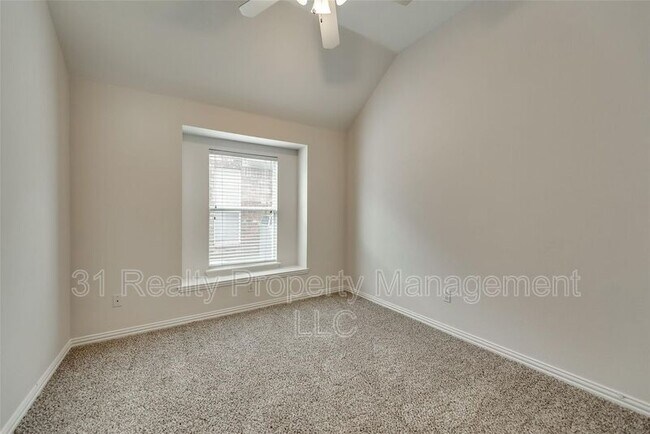 Photo - 5501 Fairfax Ct